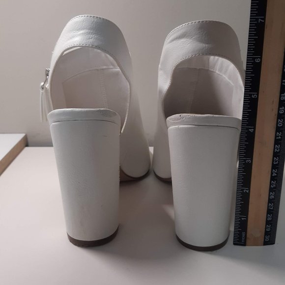 White slingback heels - Picture 3 of 4